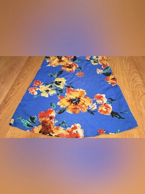 Lulus Women’s Twin Island Royal Blue Floral Print V-neck Shift Dress Size Medium - Picture 5 of 10